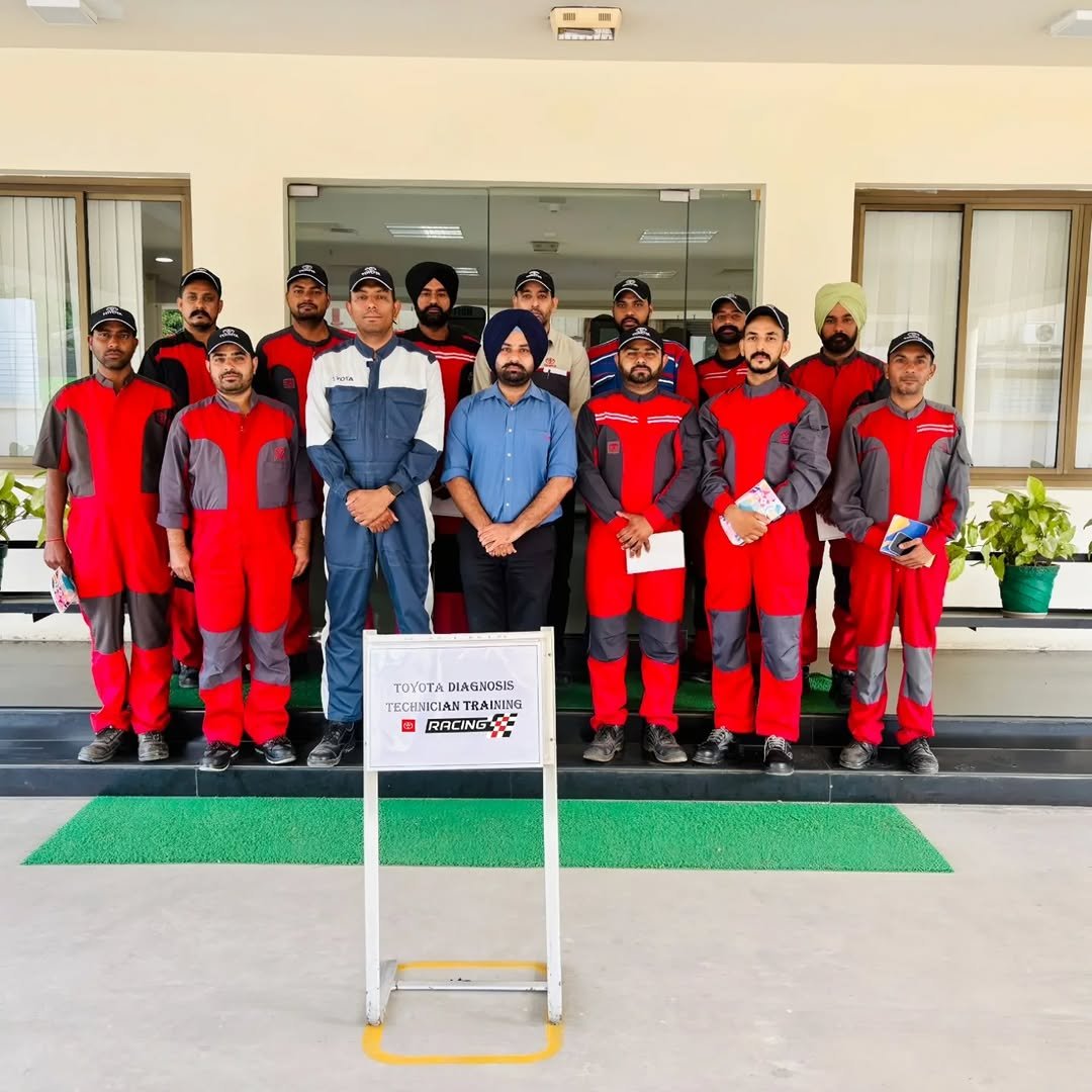 Photo shared by automobile workout on December 16, 2025 tagging @sykhar7, and @autowork2.0. May be an image of one or more people, people standing, hospital, office and text.