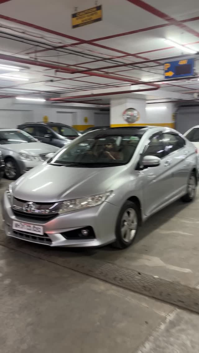 autozone.mumbai 게시물 이미지: SAB KI Favourite Honda city🔥🔥

Contact ☎️: +91...