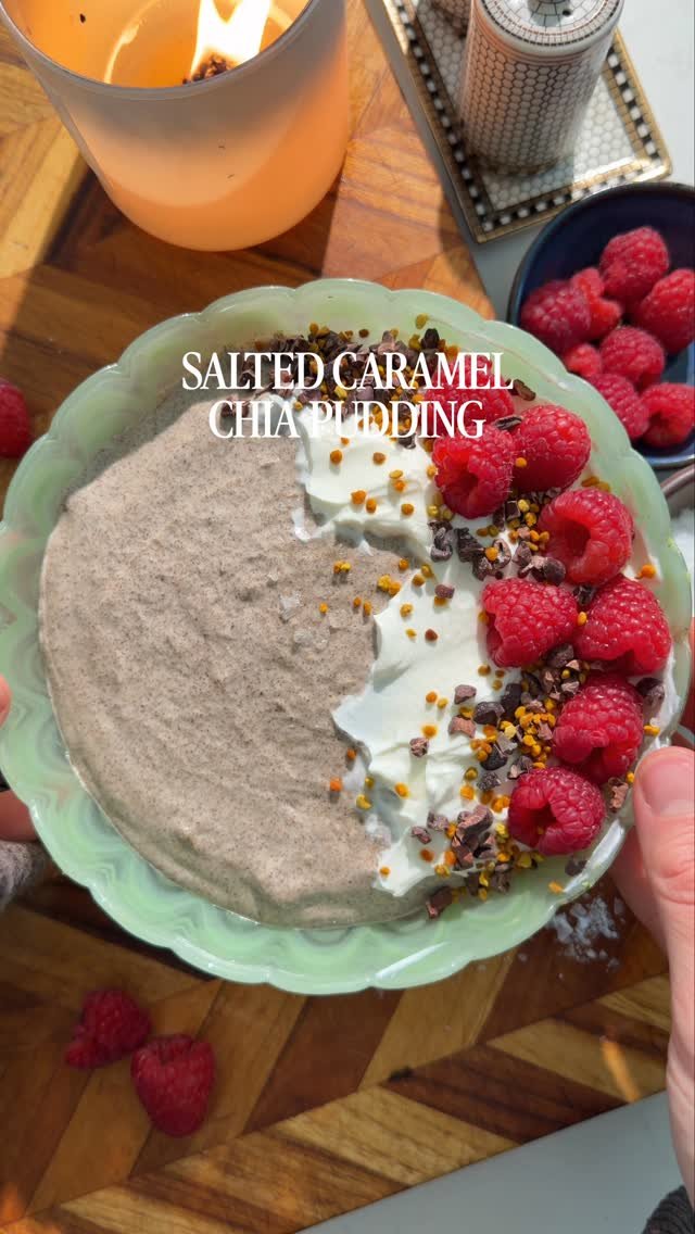 avocado_skillet 게시물 이미지: This salted caramel chia pudding is protein...