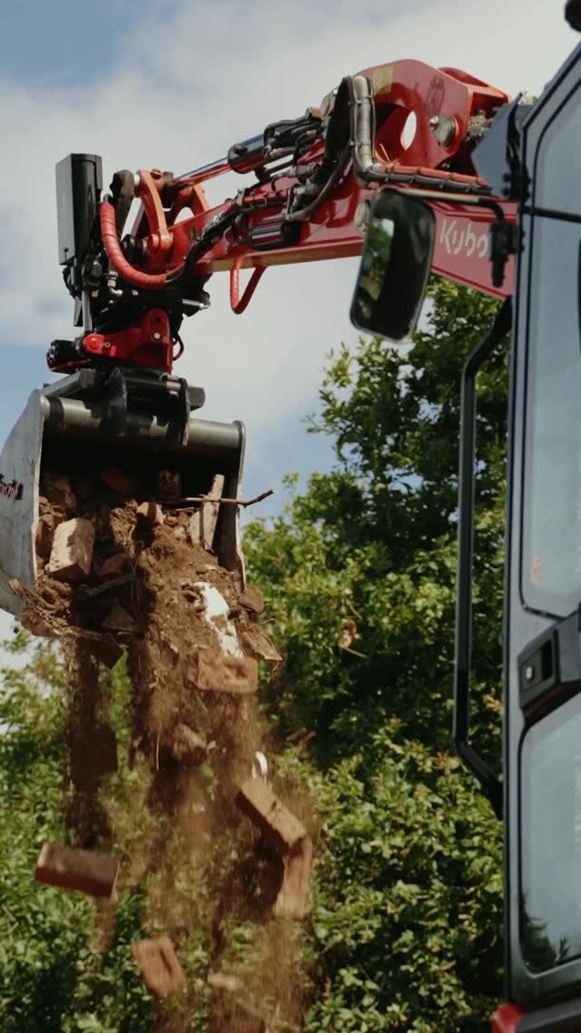 awesome_earthmovers 게시물 이미지: CSW recently fitted their Kubota KXO60 with a...