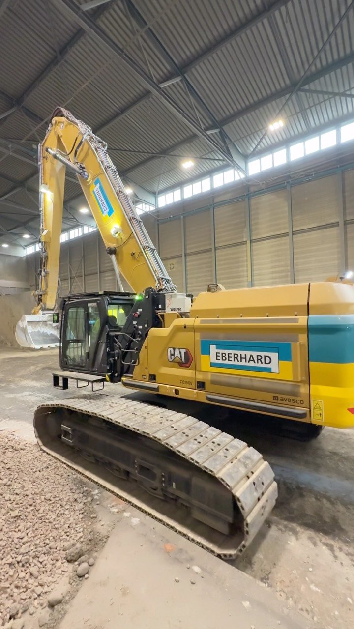 awesome_earthmovers 게시물 이미지: @eberhard_pioniere  new Cat MH3260 material...