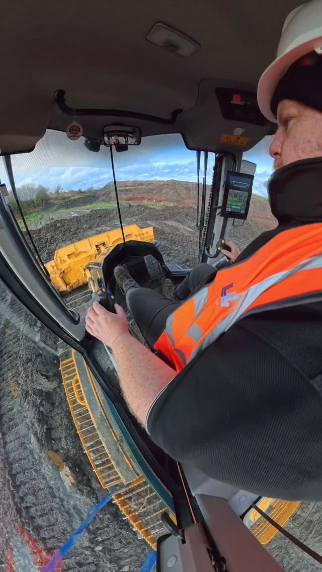 awesome_earthmovers 게시물 이미지: Operator POV from a  Dressta TD-16N dozer. ...