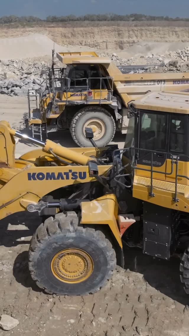 awesome_earthmovers 게시물 이미지: We visited McCar Material close to...