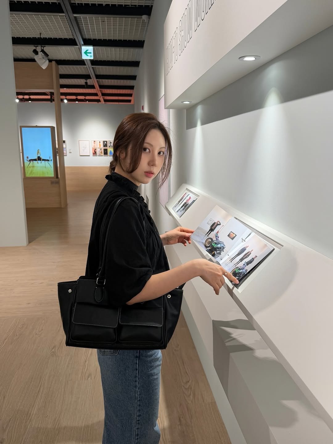 ayaageem 게시물 이미지: 이번에 다녀온 전시회 너무 좋았다 . .

진지한 내용을 유쾌하게,
유쾌한 내용을...