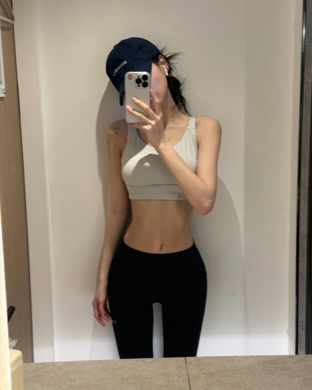 Photo by 김미진 🇰🇷 / evening on April 28, 2025.