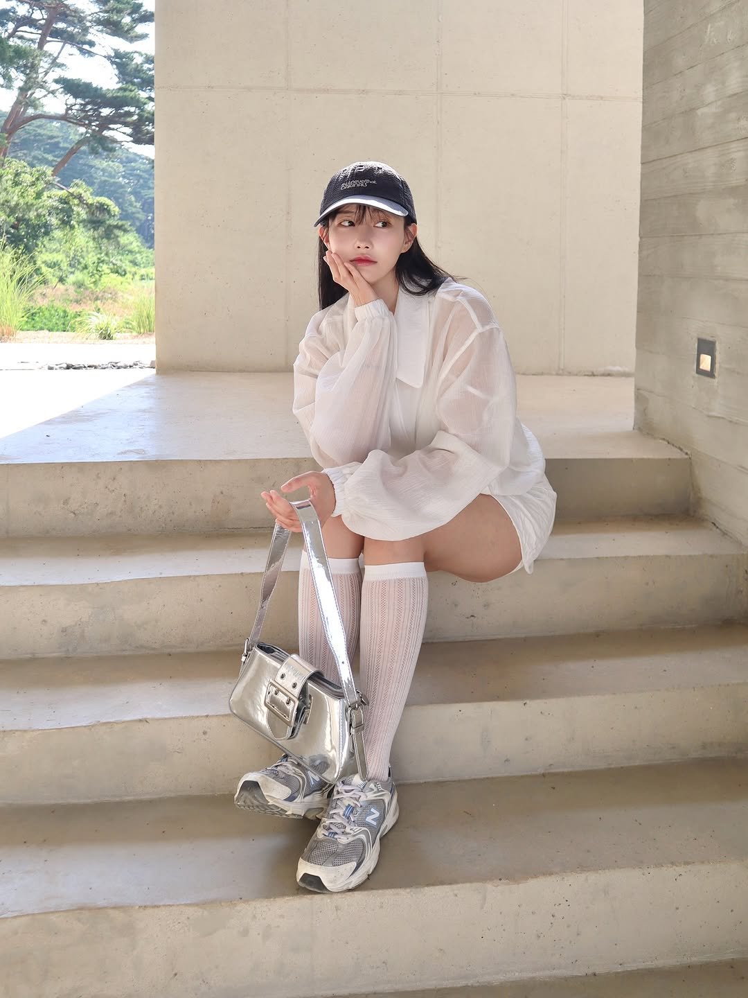 Photo shared by 변민서 on June 11, 2025 tagging @lenav_u.