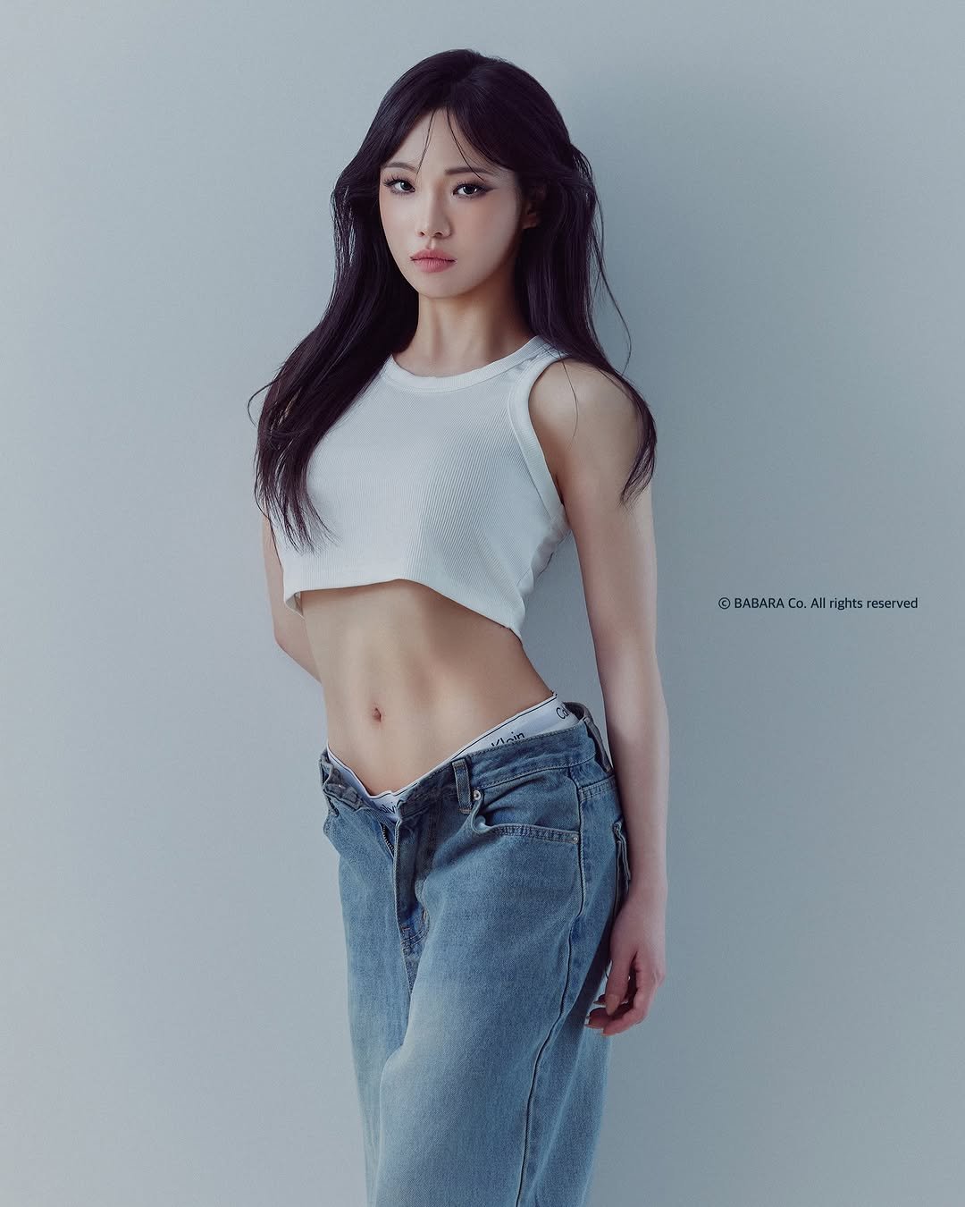 Photo shared by 바바라스튜디오 공식 인스타그램 on January 07, 2026 tagging @pepare_. May be an image of one or more people, hair, bra, top and text.