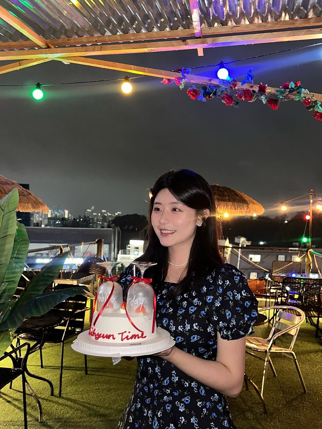 babbly__ 게시물 이미지: 🎂🎉❤️🍓🎁🥂🎀🌟🍰✨💝