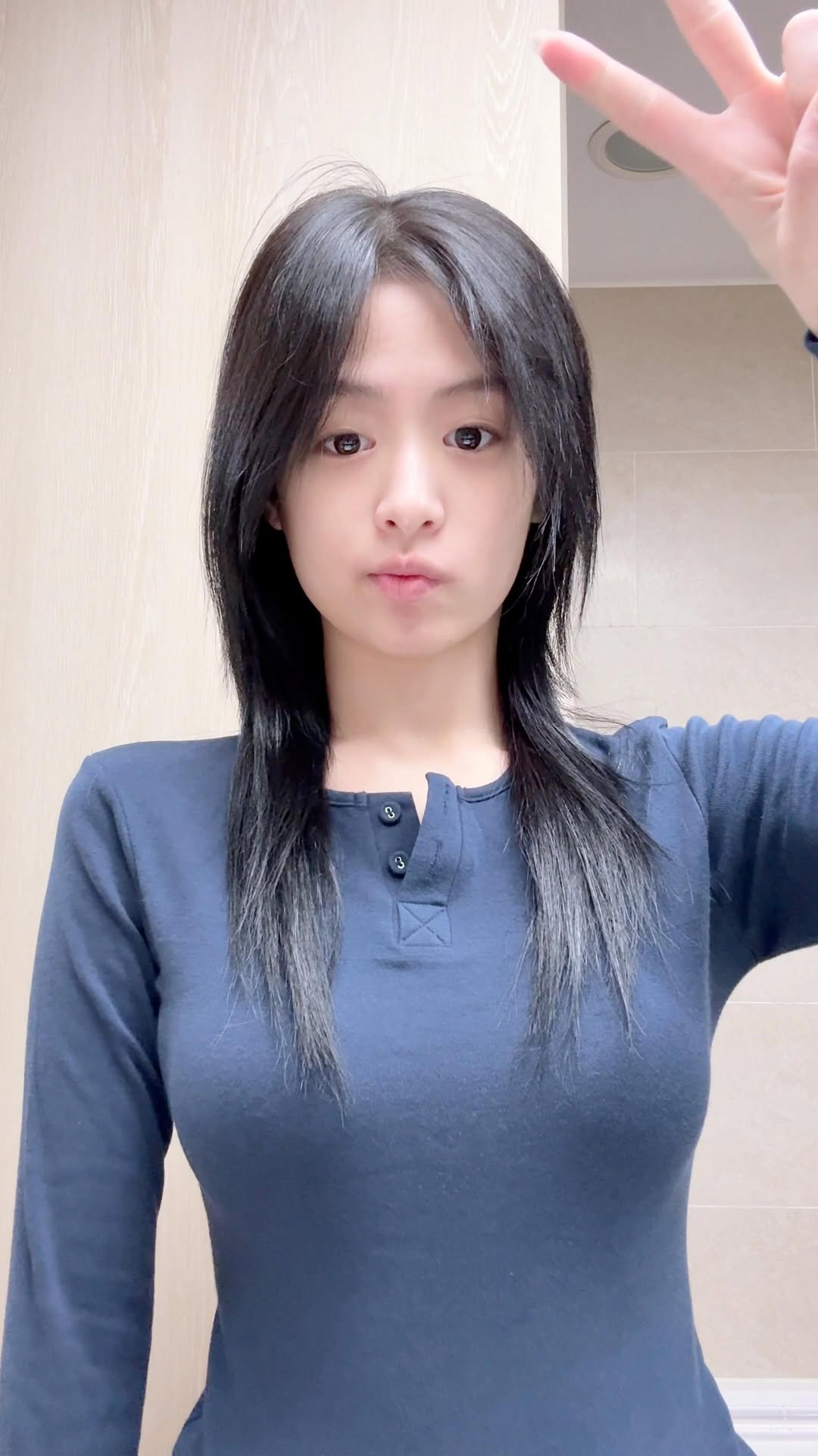 babymonster_ygofficial 게시물 이미지: 뽀득뽀득🫧🪞

#BABYMONSTER #베이비몬스터 #AHYEON #아현