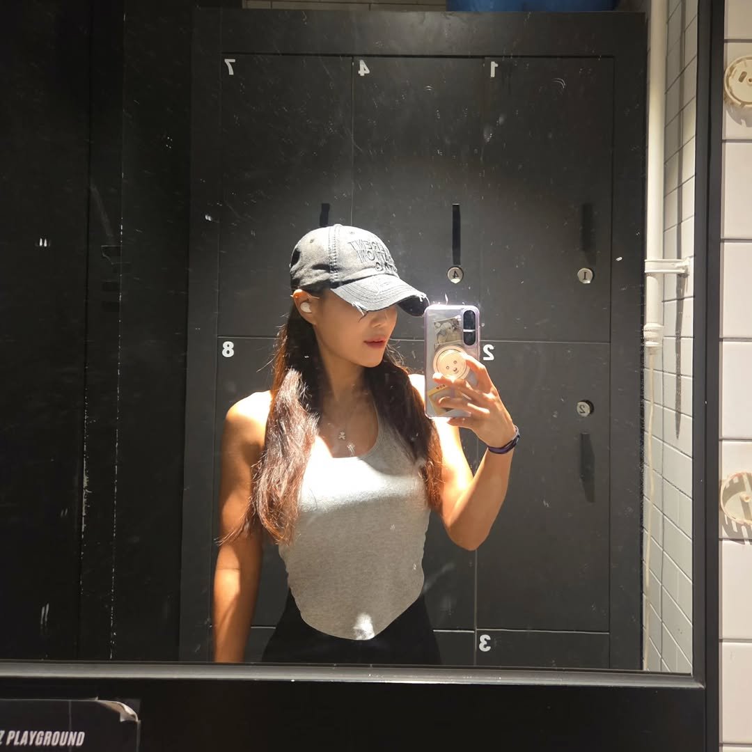 bae_r_r_r 게시물 이미지: 더위안타는 저는 너무 좋았던 오늘 날씨🌞
건강 회복하고 오랜만에 워플로~ 🔥
쌤이...