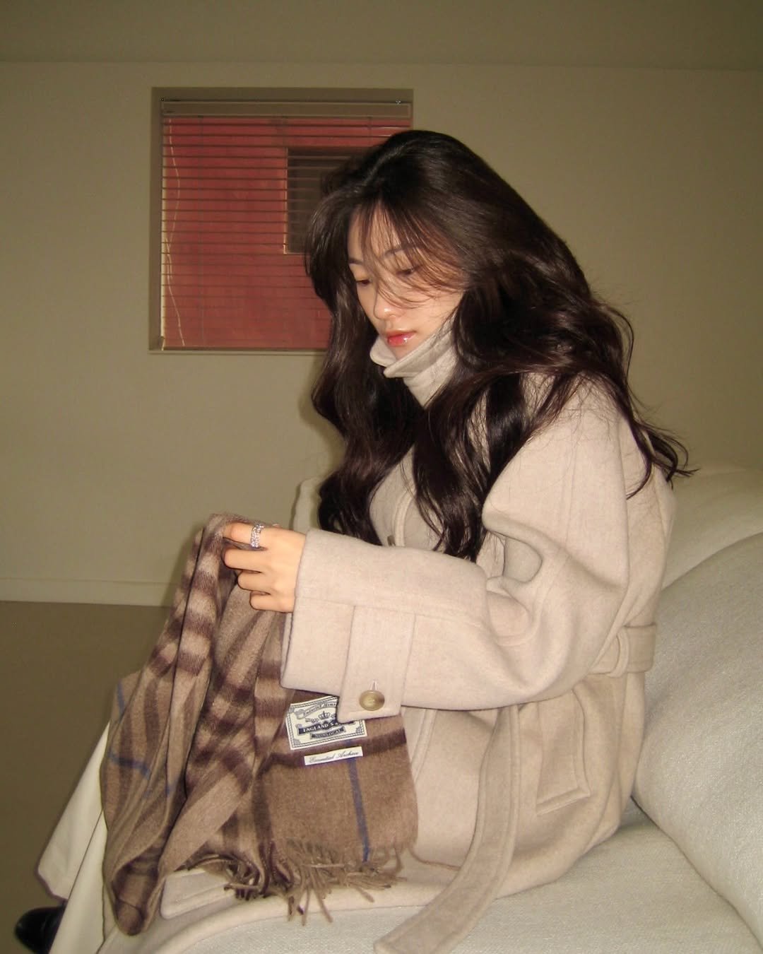 Photo shared by 🪞윤경 | 패션모델 on December 03, 2025 tagging @nonlocal__official. May be an image of one or more people, hair, duffle coat, overcoat, goosedown coat, bath robe, parka, turtleneck and text.