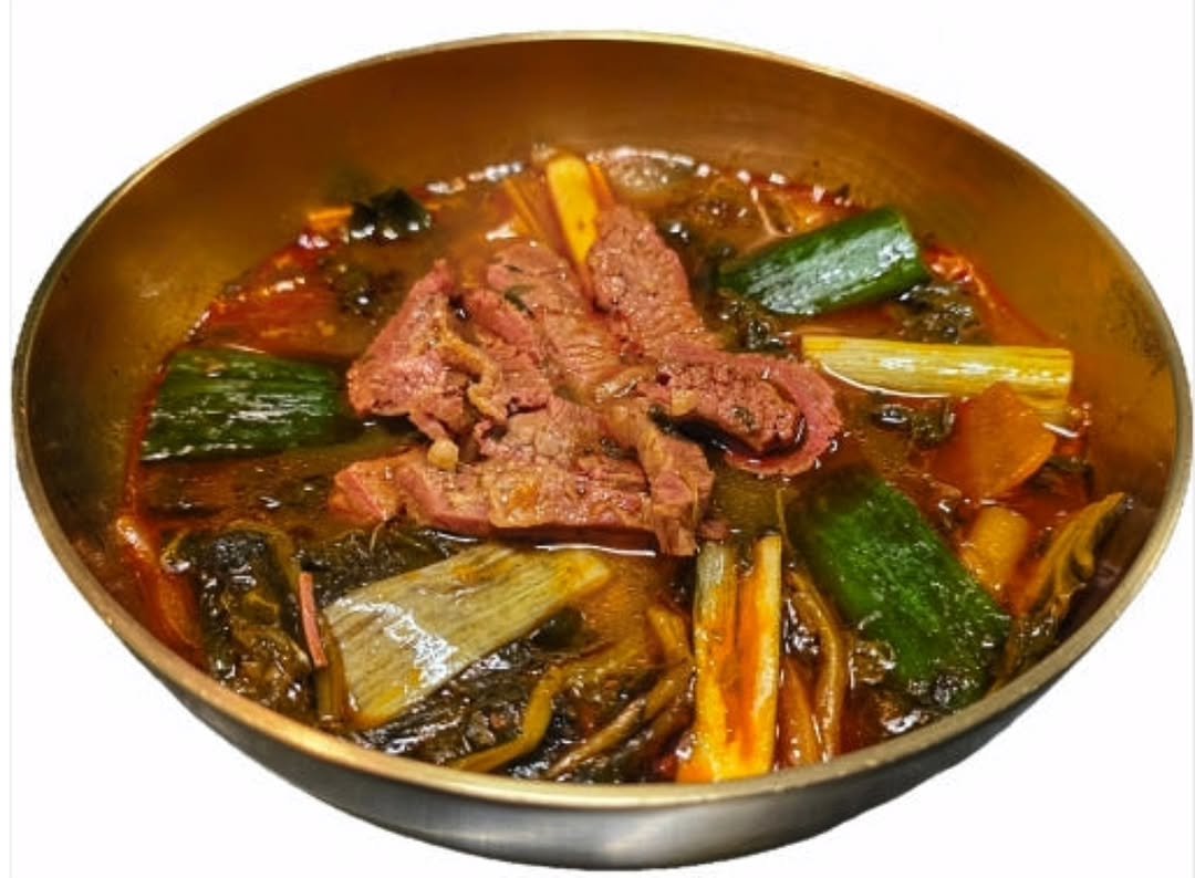 Photo by 배달배 on October 02, 2025. May be an image of stew, vegetable and text.