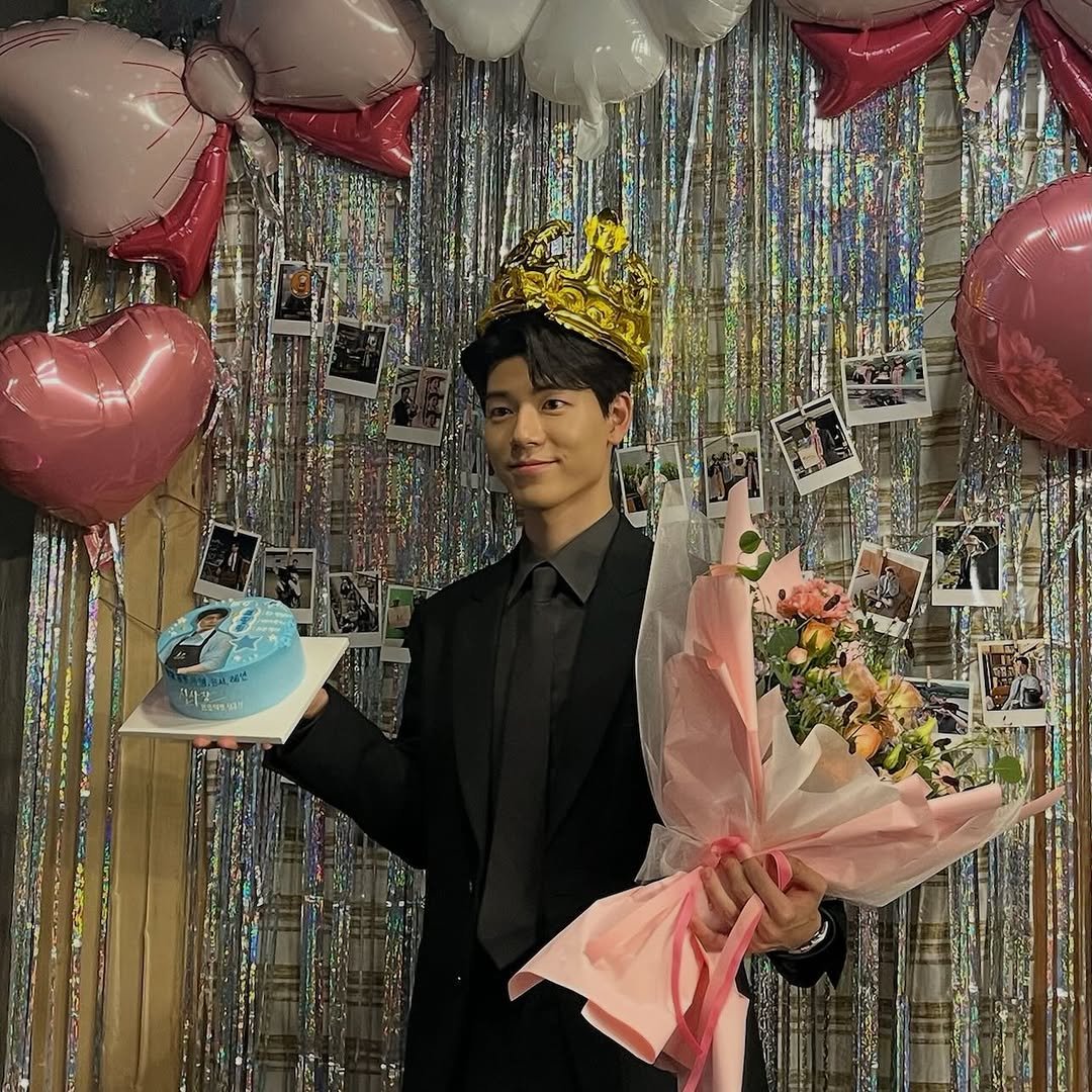 Photo by 배현성 on November 05, 2025.