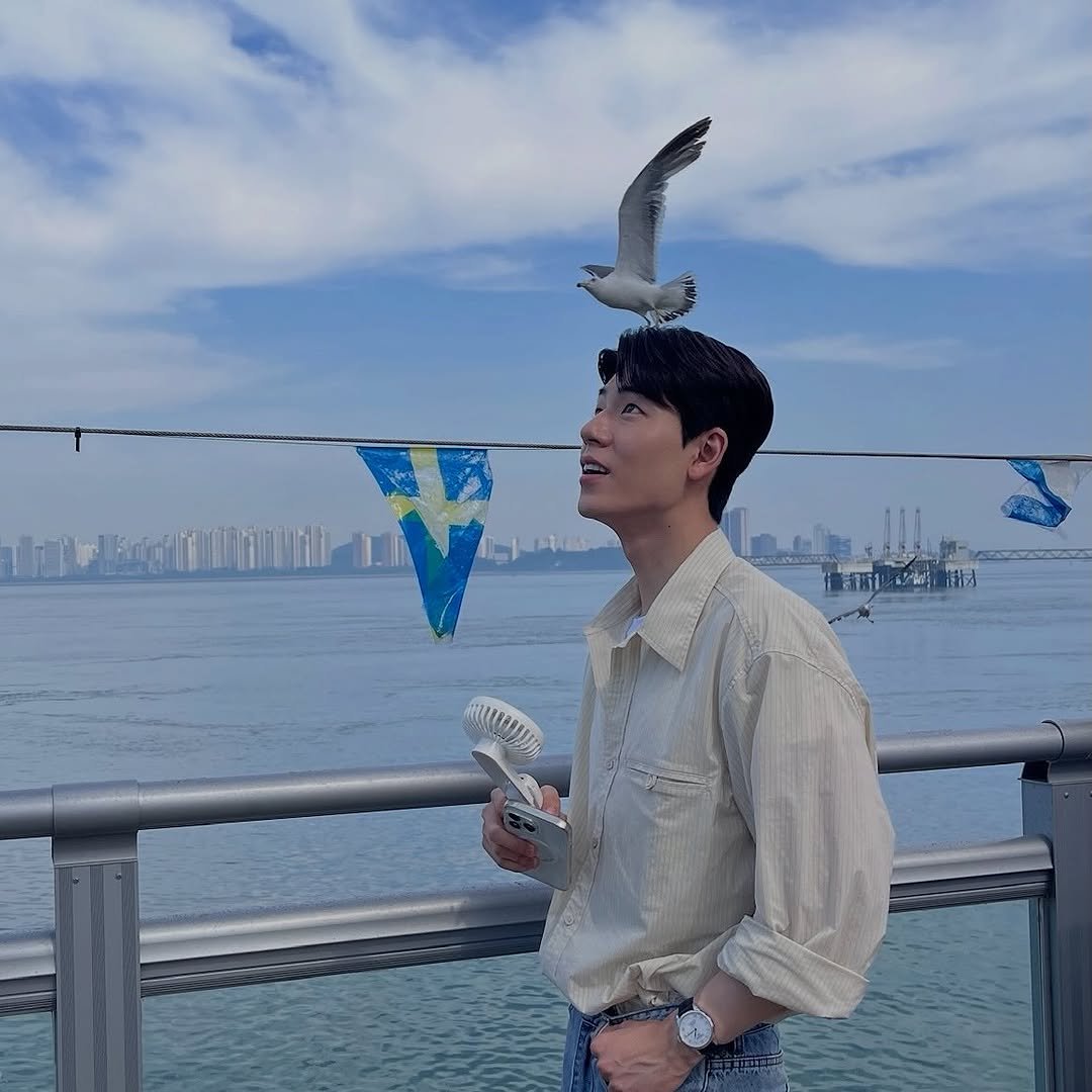 baehyeonseong_ 게시물 이미지: 신사장 프로젝트 보러 날아갑니다 🪽