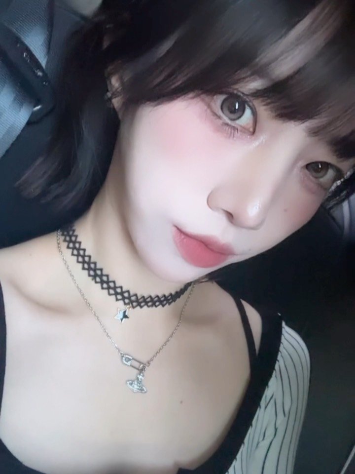 baerassoni 게시물 이미지: 내 사랑하노?