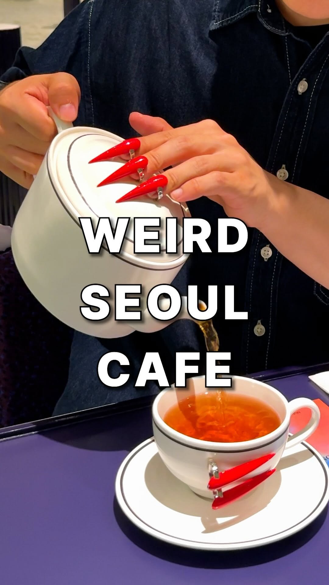 baetrip_korea 게시물 이미지: 5 floors of art, and a cafe hiding inside all...