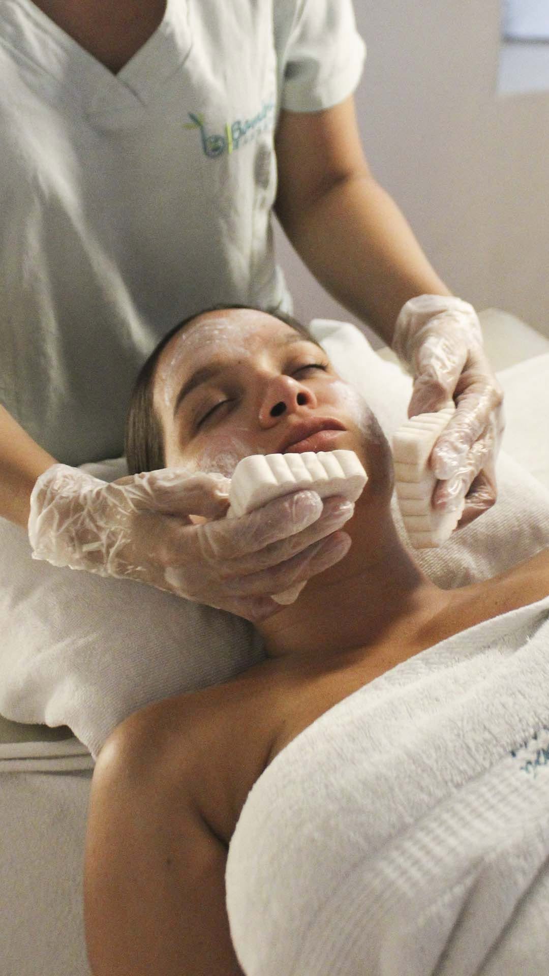 bambu.massage 게시물 이미지: Agenda tu cita con nosotras! Envianos un...