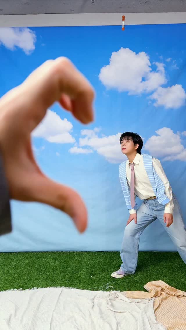 band_lucy 게시물 이미지: [#LUCY] LUCY의 얼렁뚱땅 하트 도전기💙 

#신예찬 #최상엽 #조원상 #신광일