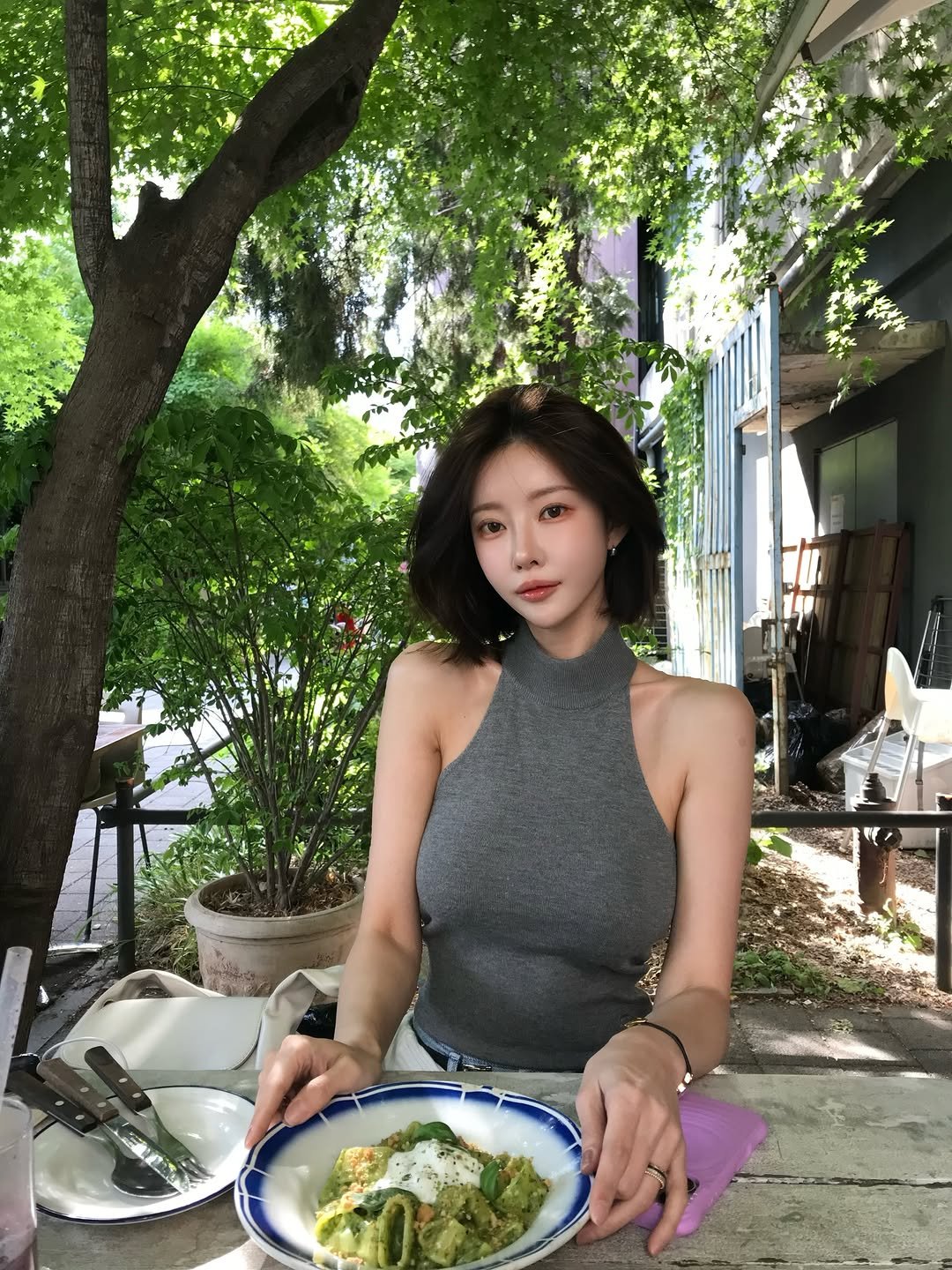 banhaejji_ 게시물 이미지: 성수동이요?! 좋은데 싫은데 좋아요🫠💚🤣