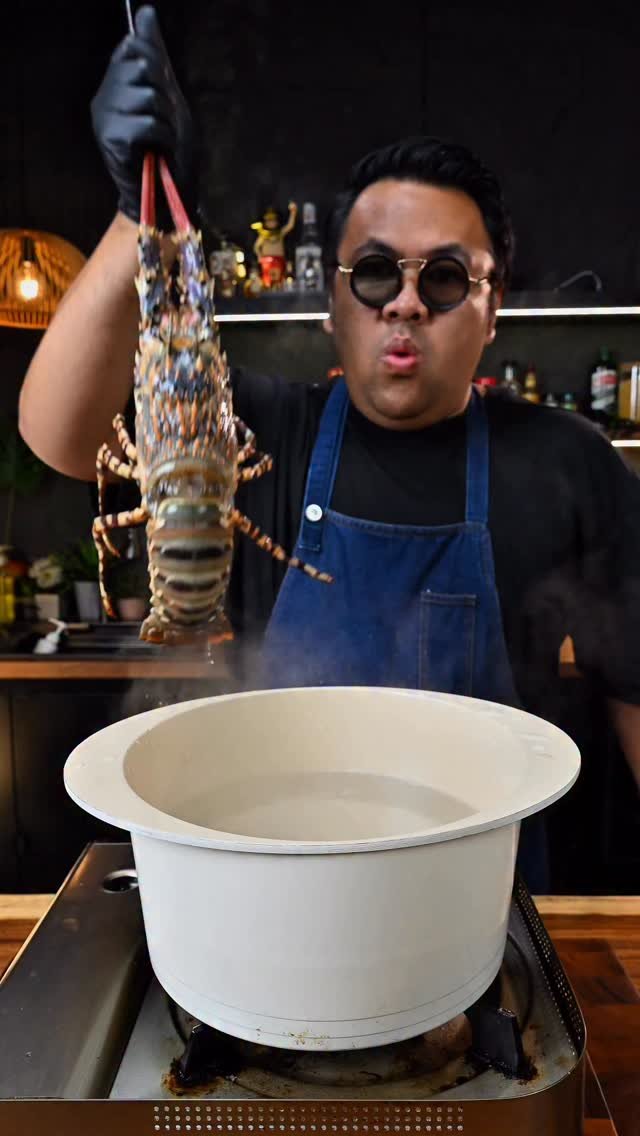 bankii_ii 게시물 이미지: Giant Dragon Lobster