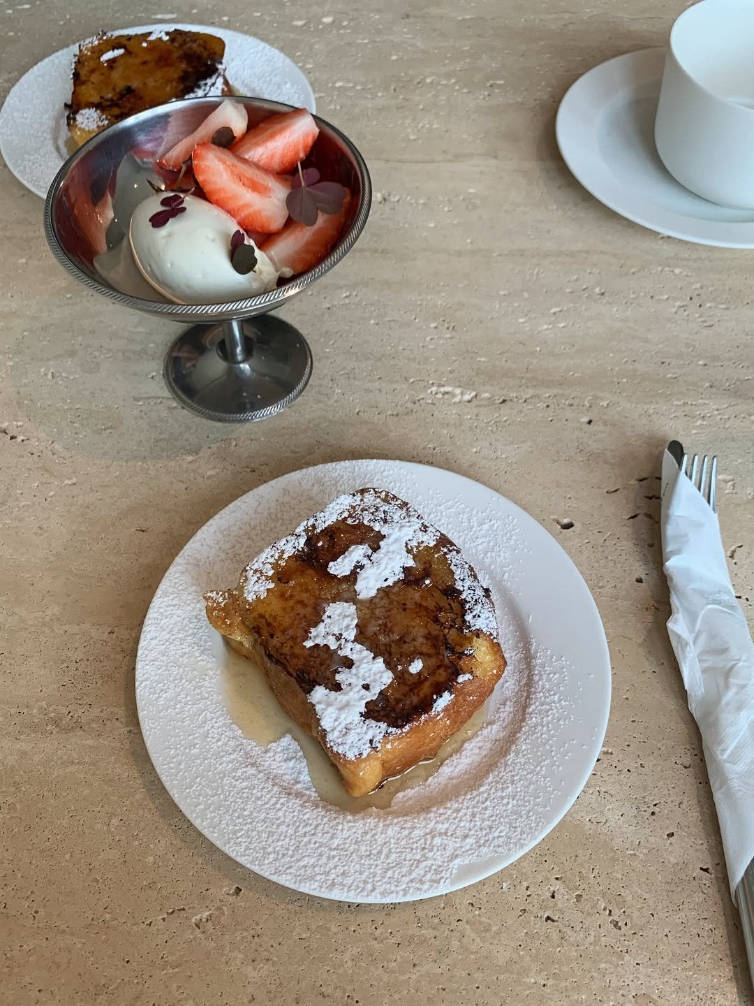 Photo by 반윤희 on November 24, 2025. May be an image of French toast and dessert.