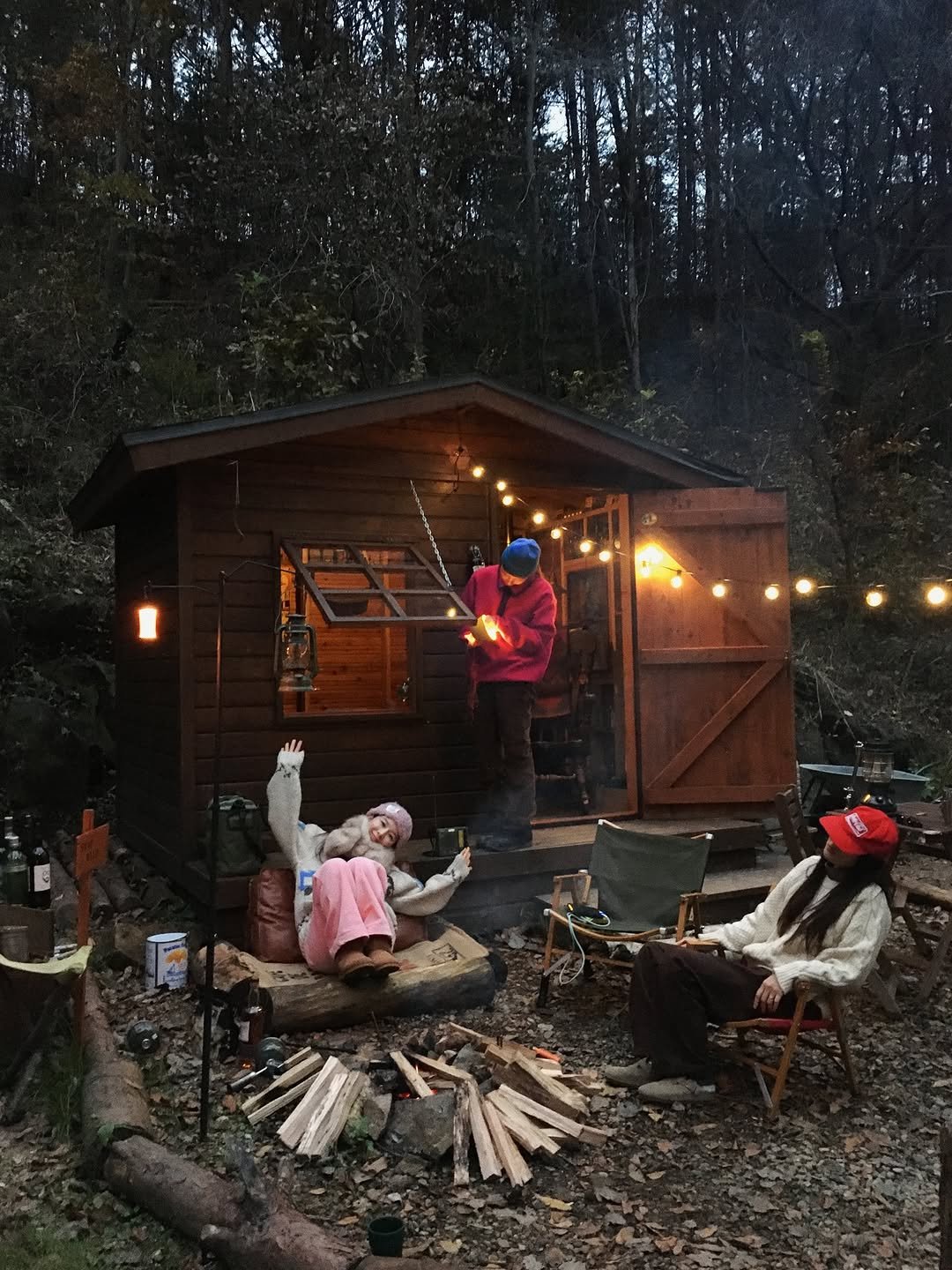 Photo by 반윤희 on November 12, 2025. May be an image of campsite.