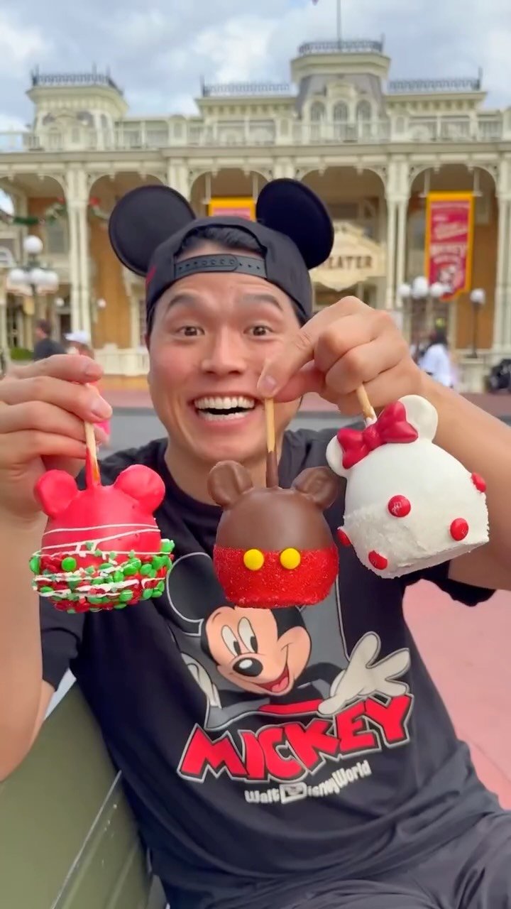 bayashi_tv 게시물 이미지: Let’s try Disney food!