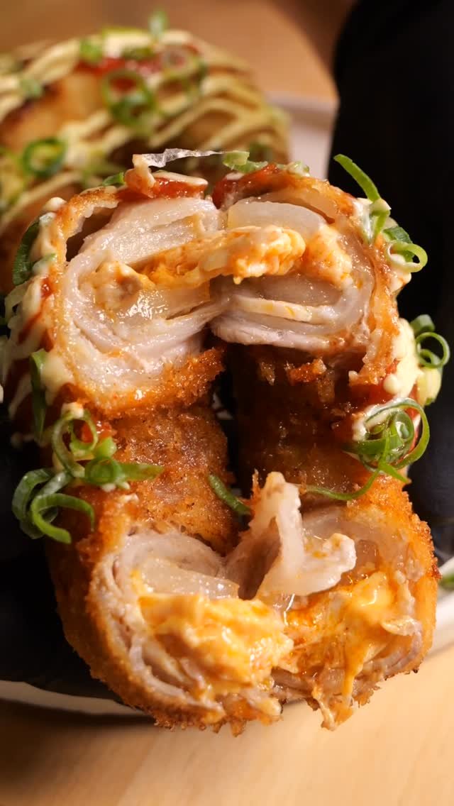 bayashi_tv 게시물 이미지: Spicy Chicken Onion Rings 🌶️
