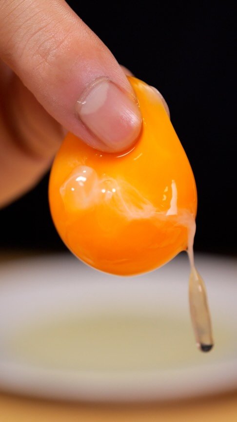 bayashi_tv 게시물 이미지: How to Separate Eggs