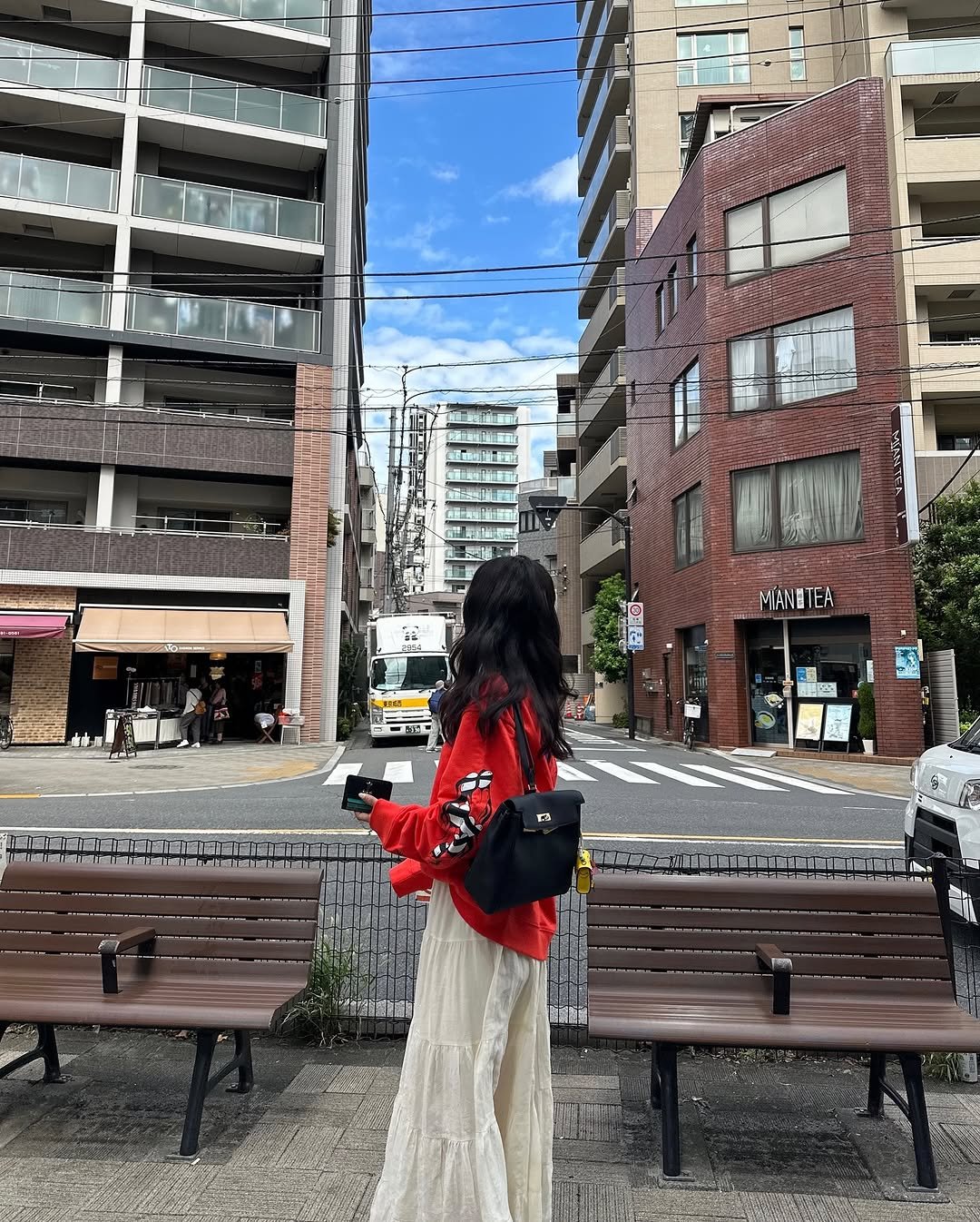 Photo by 빽꾸•바비•키링•백참•소품샵 on October 05, 2025.