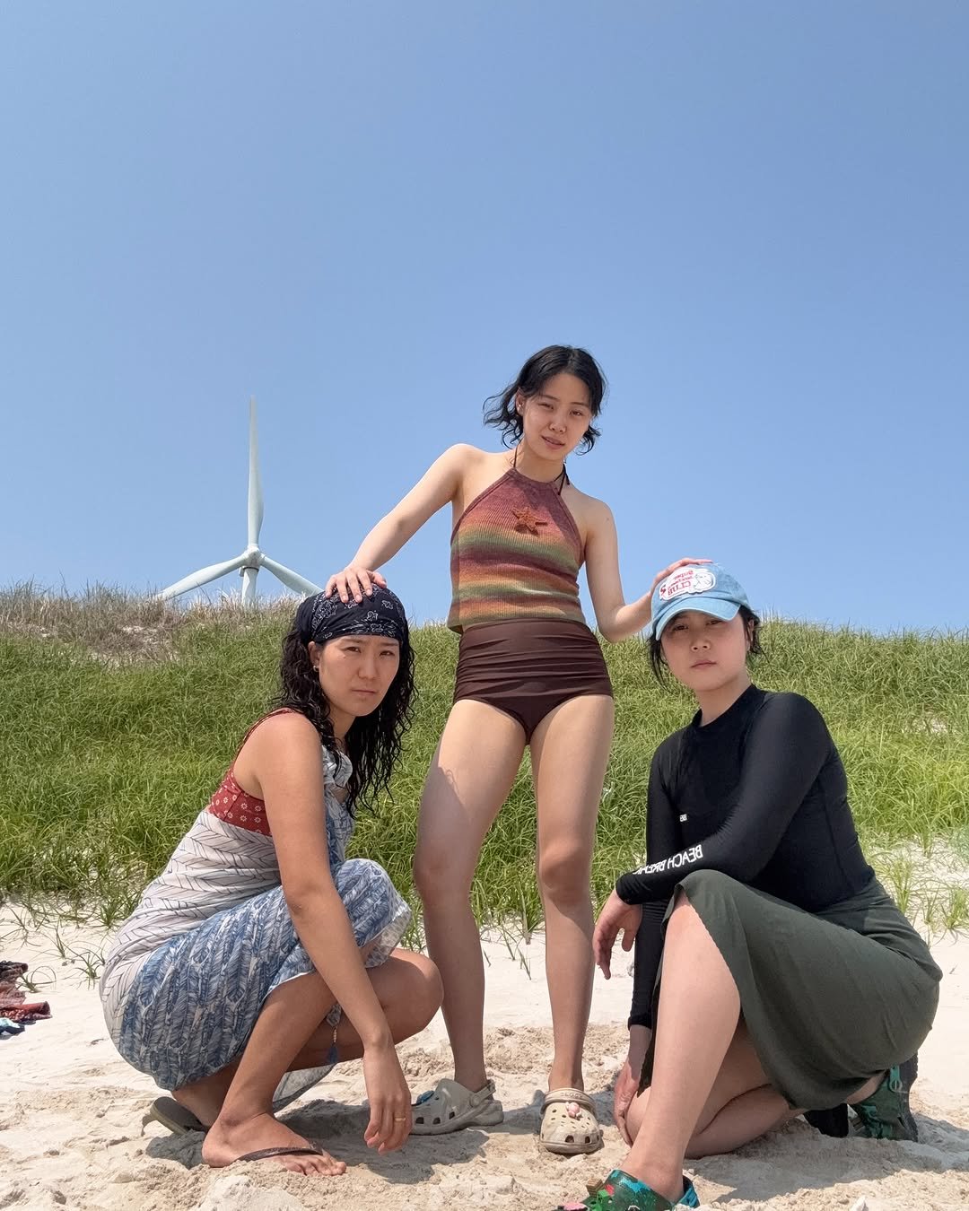 Photo shared by 빵먹다살찐떡 on May 28, 2025 tagging @oahmango, and @janchaeng2house. May be an image of headscarf, glasses and windmill.