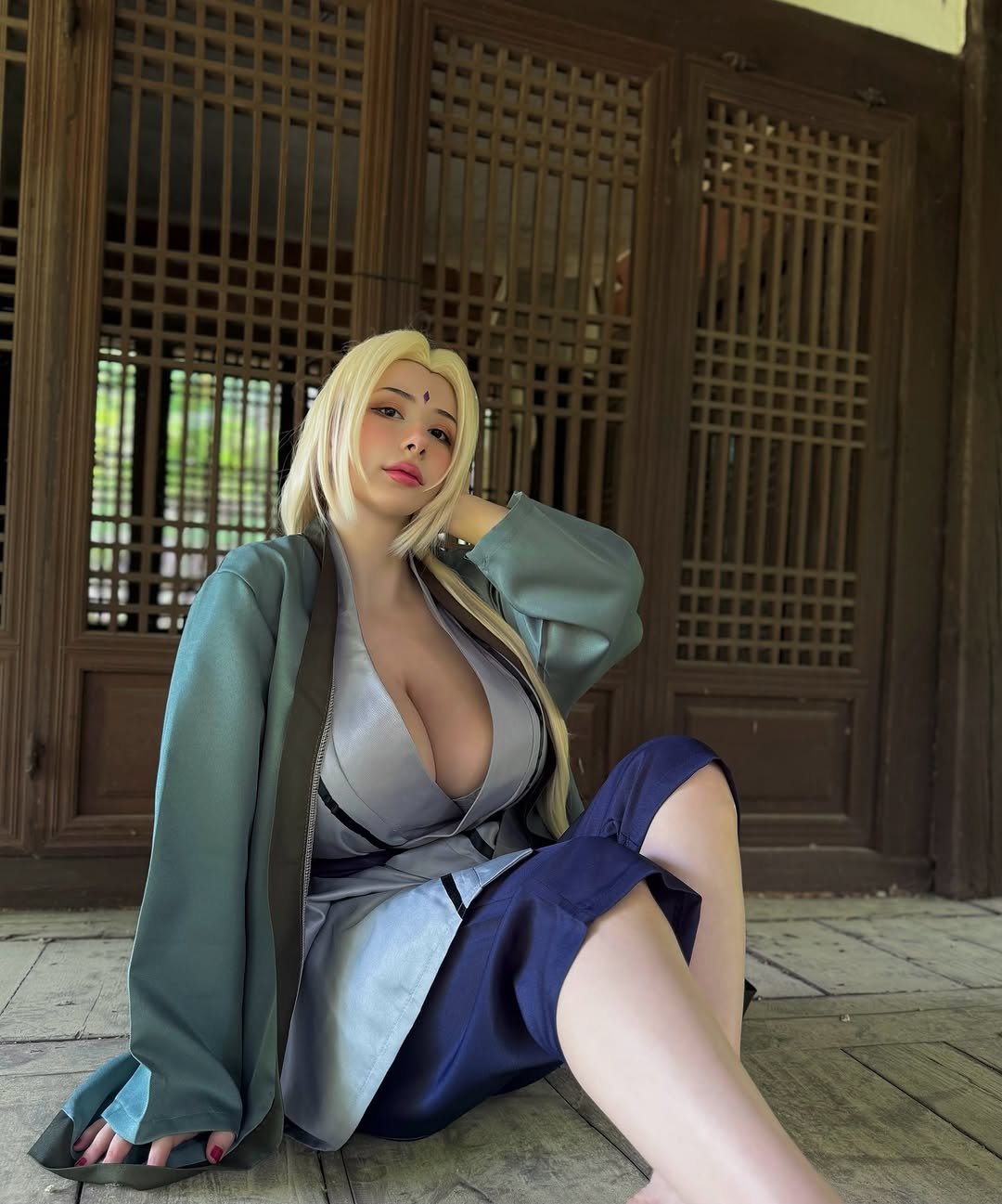 bboana00 게시물 이미지: 💛
.
.
.
.
#naruto #cosplay #tsunadecosplay...