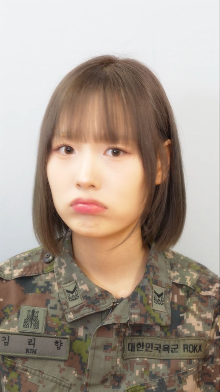 bbogbee 게시물 이미지: 눈만 보면 눈이 뒤집히는 우리 대대장님ㅜㅜ #여군 #군대 #k군대 #korea #army