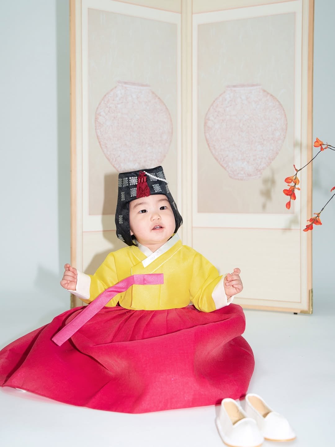 Photo by 💖뽀zip💖 on December 29, 2025. May be an image of baby and text.