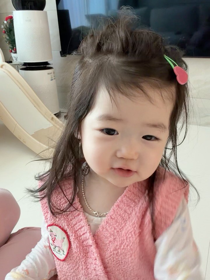 bbomool418 게시물 이미지: 아인이 밀린 영상👶🏻
임모 삼촌들 설 잘 보냈떠욤??