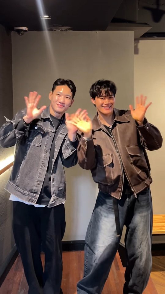 bboy_javelin 게시물 이미지: @bim_beatinthemirror 에서 만난 오늘🤗
#TWS #투어스 #다시만난오늘