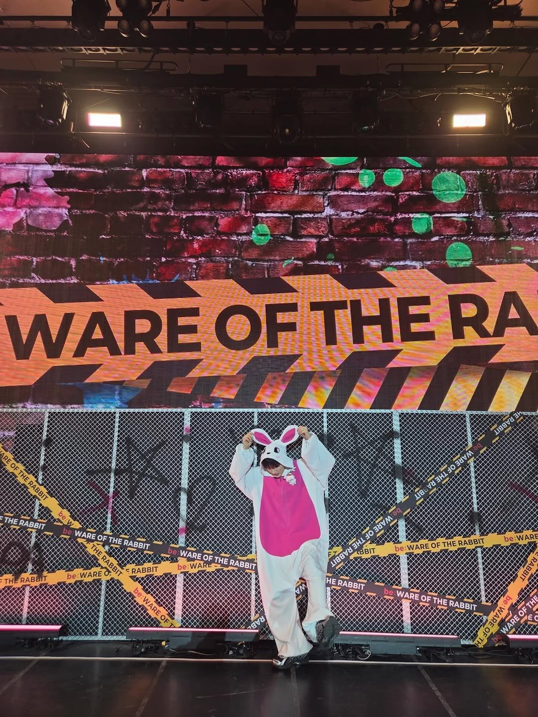 Photo by EUNHYUK on March 30, 2026. May be an image of ‎standing, crowd, concert and ‎text that says '‎WAREOFTHE WARE OTHE RA REOFTHE RABBIT THE RABBIT แค WARE OF1 THE RABBIT BHVM 3ห 11o 安 THERABBIT WARE WARE be: FT THE RABBIT be B:WARE RABBIT be:WAREO MAEE ลง HL3O MEBИT HE RABBIT THE RABBIT be: WARE :WARE OF OFT HE RABBIT HaBybl ממעה WARE E‎'‎‎.