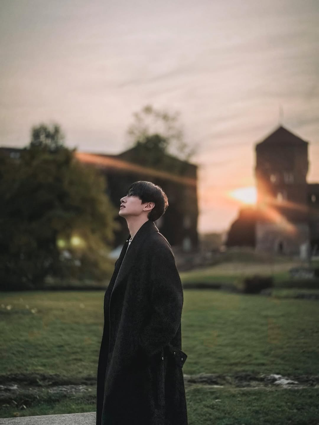 Photo shared by EUNHYUK on October 26, 2025 tagging @earlyboysd. May be an image of overcoat and the Cotswolds.