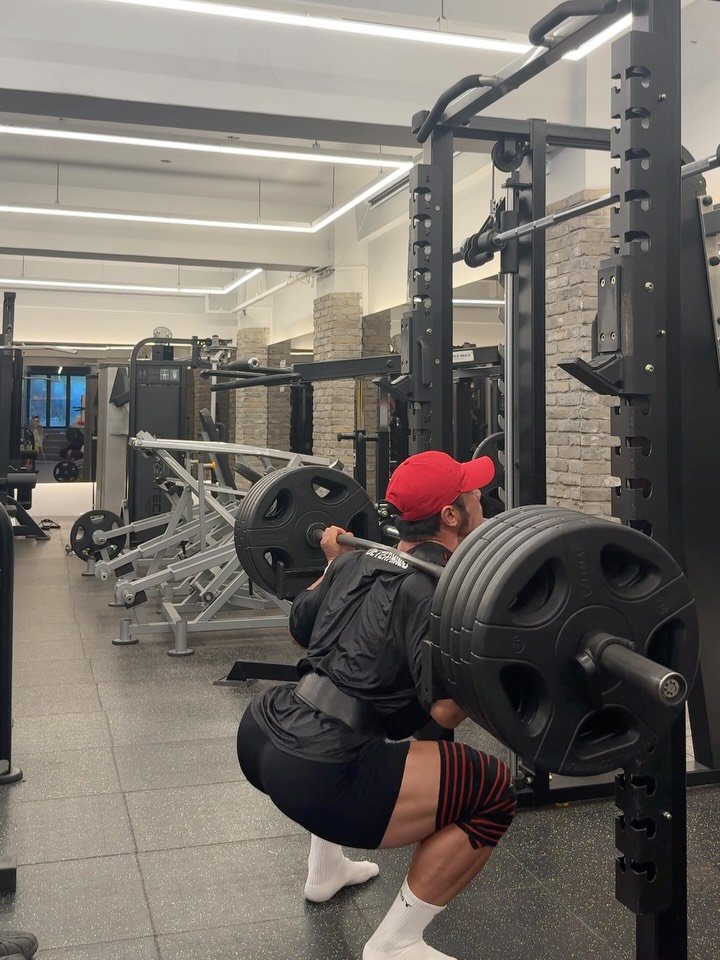 beast_best_park 게시물 이미지: 어제 앞다리 루틴 !!!!!
1.스쿼트 1회씩 260kg
2.벨트스쿼트 손잡이...