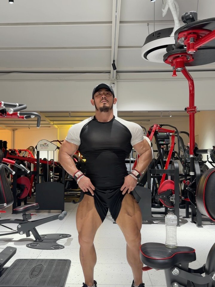 beast_best_park 게시물 이미지: 요즘 맛들린 가슴운동 루틴 !!!! 
인클라인덤벨을 신장성 .단축성 .완전가동...