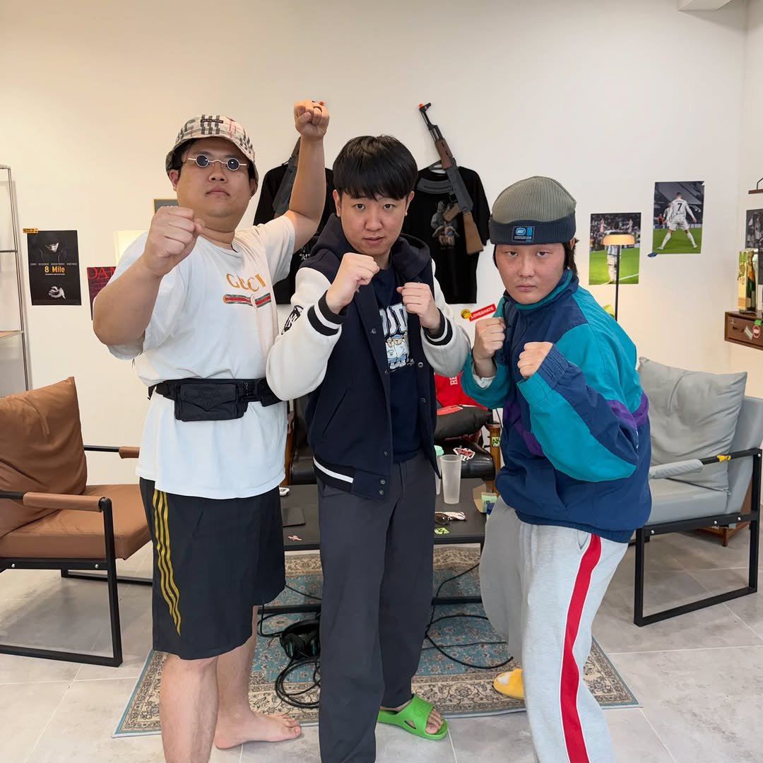 beautifulnerd__official 게시물 이미지: 국제전의 칸