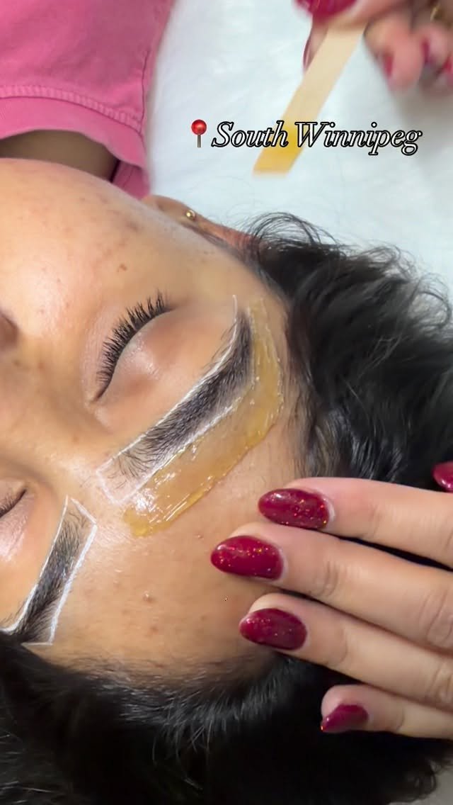 beauty_by_simer 게시물 이미지: Dm for mehndi henna, eyebrows threading,...