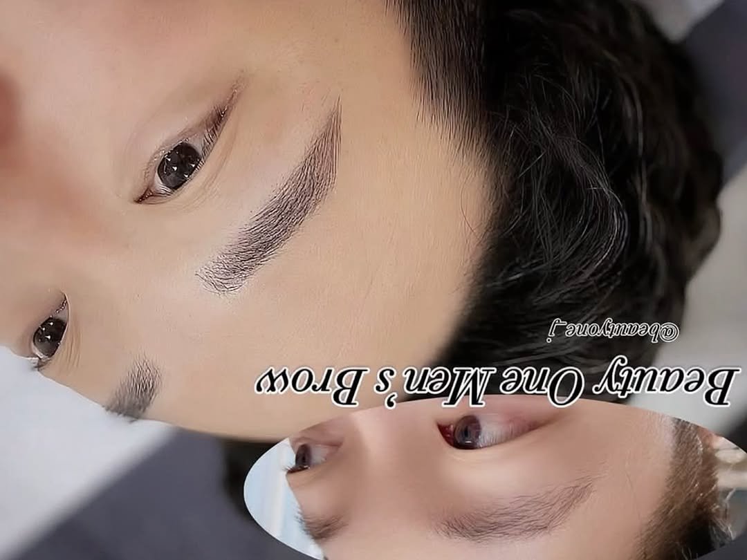 Photo by KoreaMicroblading 韓國 アートメイク 강남눈썹문신 남자눈썹문신 입술문신 남자입술문신 반영구수강 뷰티원 in Seoul, Korea. May be an image of one or more people, eyeliner and text.