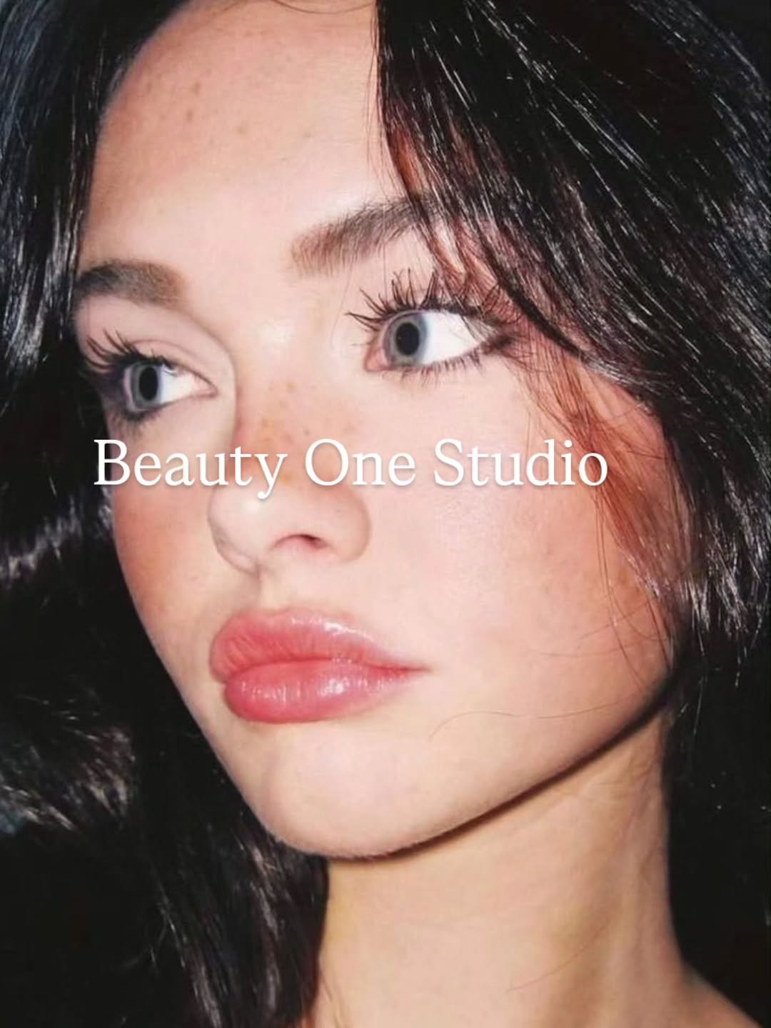 Photo by KoreaMicroblading 韓國 アートメイク 강남눈썹문신 남자눈썹문신 입술문신 남자입술문신 반영구수강 뷰티원 on February 10, 2026. May be an image of one or more people, hair, eyeliner, makeup, lipstick and text that says 'Beauty One Studio'.