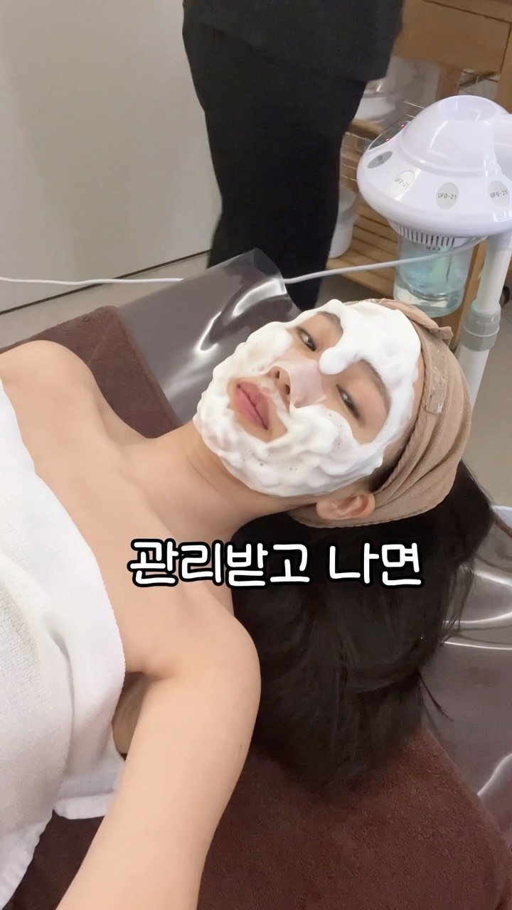beautyr_yul 게시물 이미지: 맛있게 챙기는 이너뷰티템🫢

콜라겐 히알루론산 엘라스틴까지 들어간 젤리로
피부 탄력...