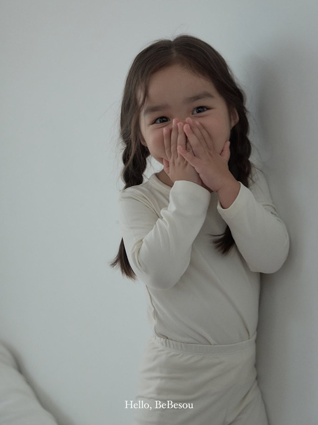 Photo by 베베소유 B̲B̲ㅣ아동복 on October 01, 2025. May be an image of 1 person, baby, sleepwear and text.
