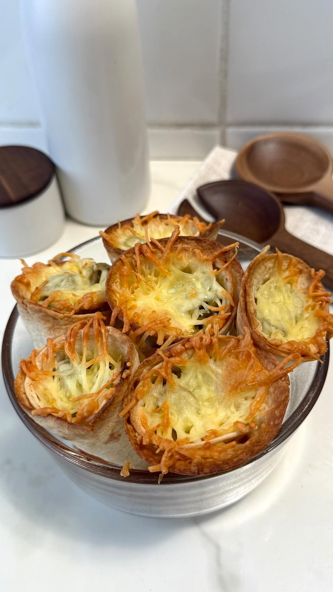 behindthesnack 게시물 이미지: FOLLOW for daily recipes ❤️ cones just make...