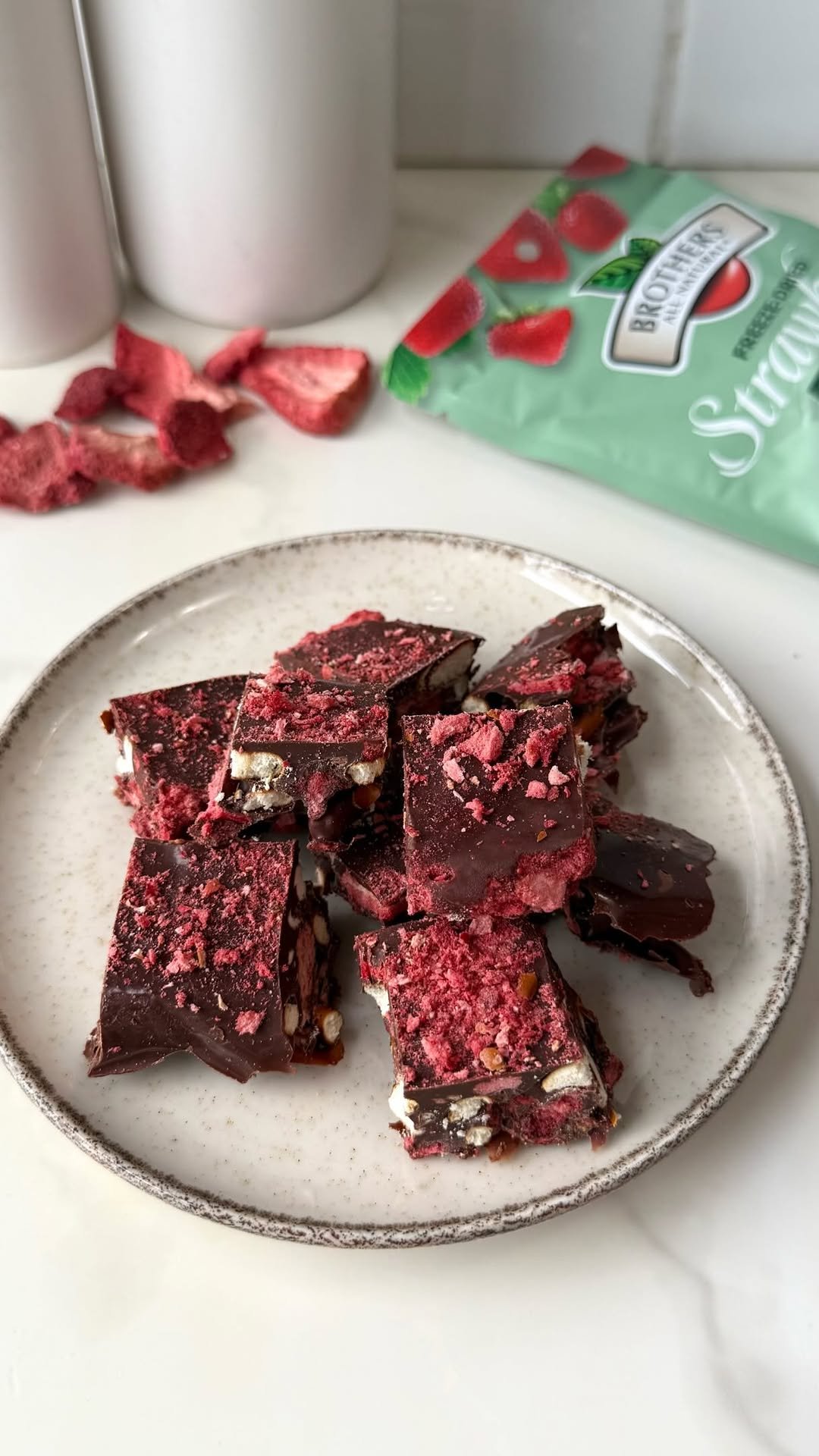 behindthesnack 게시물 이미지: there’s no better combination than sweet &...