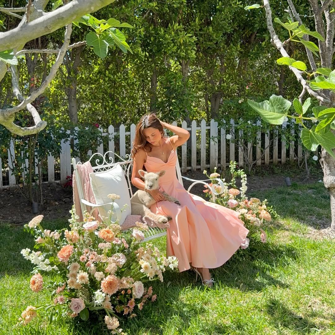 belajuliana_ 게시물 이미지: is this a fairytale