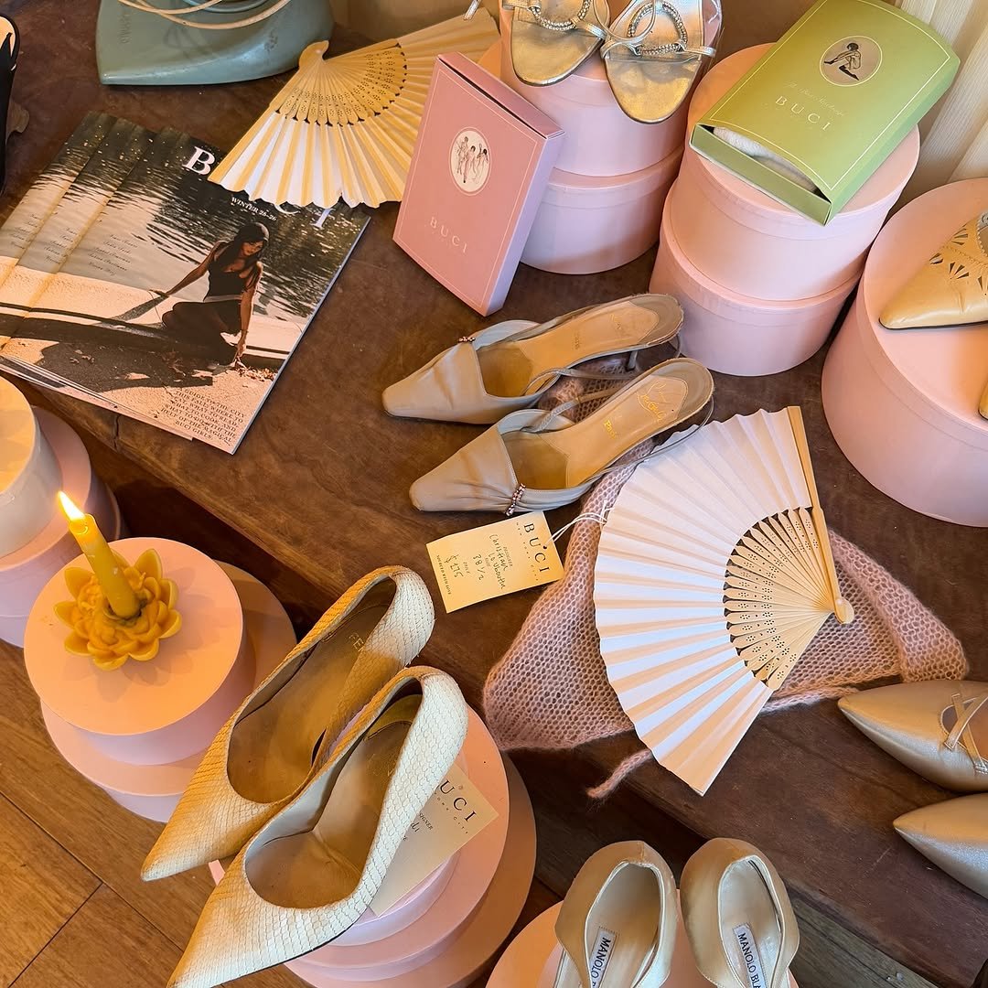 Photo shared by 𝐈𝐒𝐀𝐁𝐄𝐋𝐀 on March 12, 2026 tagging @buci_nyc. May be an image of espadrilles, high-heeled shoes, slingback shoes, sandals and text.